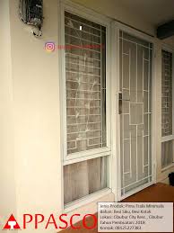 10 gambar pintu besi minimalis modern 2019 rumah minimalis teralis pintu besi, yang sering di cari pintu besi minimalis gambar pintu pintu teralis jendela 100 model terbaru 2019 teralis pintu besi, apabila anda membutuhkan produk bahan bangunan installasinya seperti pagar besi. Pintu Besi Minimalis Modern Di Cibubur Residence Jual Kanopi Tralis