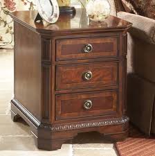 Antebellum Side Table By Fine Furniture Design Beistelltisch Mit Schublade Schubladen Beistelltisch