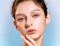 Dotdot Projects :: Photos, videos, logos, illustrations and branding ::  Behance