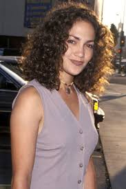 J Lo S 35 Best Beauty Looks Jennifer Lopez Hair Curly Hair Styles Jennifer Lopez Young