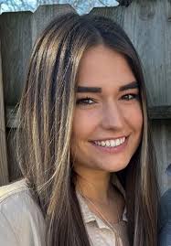 Caroline Barth's Instagram, Twitter & Facebook