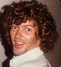 Sandy Langdon's Instagram, Twitter & Facebook