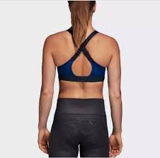 Discover our collection of gorgeous bras in a huge range of styles. 22 Sports Bras People With Dd Boobs Actually Swear By