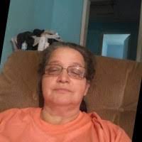 Elizabeth Trigg's Instagram, Twitter & Facebook