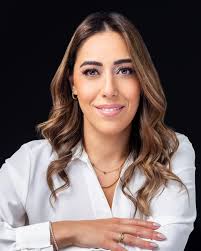 Meet the team at @judysaltarelli_notary Having a great headshot is key to  making a first impression and putting forward. Contact me if you need to  refresh your existing headshot or need a