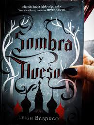 El 23 de abril llega «sombra y hueso». Mi Odio Hacia Mal Y Alina Sombra Y Hueso Libros Amino