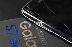 When your samsung phone screen is broken and visible but the touch is not responding, you can unlock it using a pc mouse. Android This Is What Happens If You Drop Your Galaxy S7 Edge On The Edge Techspot Forums