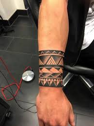 A celtic knot armband tattoo is always good if you don't have other design ideas in mind. 45 Masculine Armband Tattoo Designs For Men