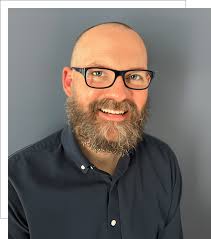 Family and Couples Therapy Expert