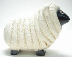 楽天市場 ヒツジ雌 336a陶器 置物 動物 羊 ひつじ ヒツジ sheep ペット インテリア オブジェ 干支 十二支 未 おしゃれ かわいい 雑貨 贈り物 プレゼント リンコナダ オブジェ インテリア かわいい 雑貨 ヒツジ