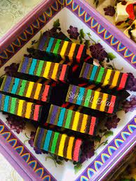 Dan kalau anda yang buat sendiri di anda dapat menjalankan bisnes kek butter, kek lapis dan swiss roll, secara sambilan. Resepi Kek Lapis Dangdut Pelangi Kongsi Resepi