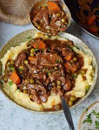 Rich And Flavorful Vegan Mushroom Bourguignon Perfect For Any Night Of The Week A Creamy And Hearty Veg In 2020 Stuffed Mushrooms Whole Food Recipes Beef Bourguignon