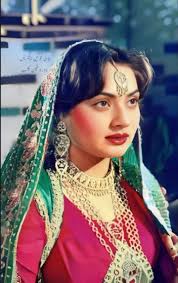 An amazing and attractive and murderously talented Asian 🇨🇳⛩️actress  Maggie Q ❤️🌹who will make this Wednesday more enjoyable for you with a  showcase of her best artistic creations that she created with