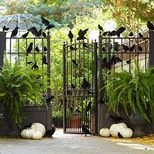 Build a few of these fence pieces to make a want a cute and easy way to decorate your front yard for halloween? 30 Spooky Ideas To Decorate Front Gate Fence For Halloween 2020