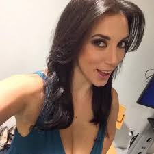 Helena James (@HelenaJ51379528)