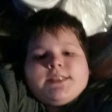 Kris Bounds's Instagram, Twitter & Facebook