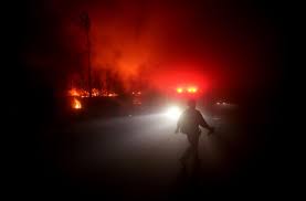 Pacific Palisades fire explodes as ...