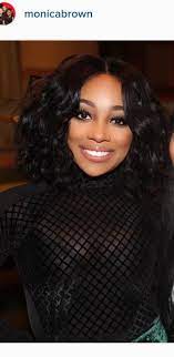 Monica With A Middle Part Loose Wave Bob Super Cute Short Hair Styles Medium Bob Hairstyles Weave Bob Hairstyles