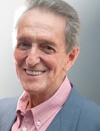 Robert Pineault's Instagram, Twitter & Facebook