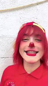 ¿Quién es Wilyn K Rollo? Amistad Amorosa y Fotos