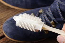 Maybe you would like to learn more about one of these? Nubuck Comment L Entretenir Ou Nettoyer Une Tache