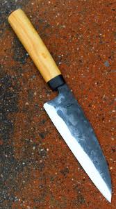 Ho Cho Santoku Lame De 15 8 Cm Forgee En Xc 100 Avec Trempe Selective Avec Tranchant Chisel Pour Droitier Emouture Creuse Couteau De Cuisine Lame Couteau