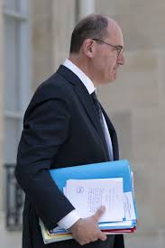 Alors que la veille emmanuel macron avait promis que «dans la république, aucune jeune ne doit être sans solution», le premier ministre jean castex a dévoilé, ce jeudi 23 juillet, son très attendu «plan jeunes», censé les accompagner dans la crise. Jean Castex Piege Les Photographes