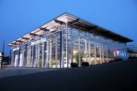 Boconcept Facade Google Search Car Showroom Car Repair Service Glass Facades
