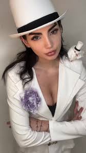 Favorite Genderbend Cosplay: Rob Lucci from One Piece