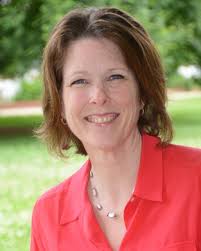 Lisa Hudspeth's Instagram, Twitter & Facebook