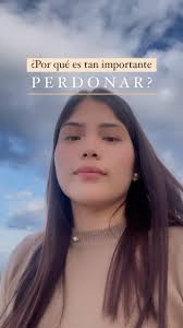 Una vez escuché que perdonar era como recordar sin dolor, y es que perdonar  no es igual a olvidar o borrar el pasado, perdonar es como autoliberarte de  tu propia jaula., La Biblia nos enseña que ...