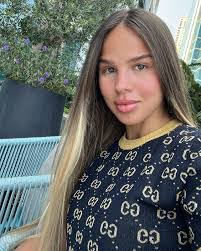 Michelle Noche's Instagram, Twitter & Facebook