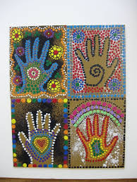 Ms Maggie Mo S Australian Aboriginal Hand Project Spray Hand With Thinned White Or Black Tempera Student Paints Aboriginal Art Homeschool Art Australian Art