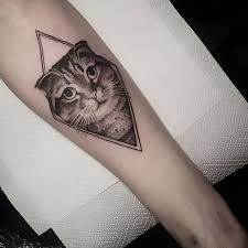 It takes an excellent tattoo artist with old draftsman ability to do a fine needle tattoo…make sure your artist is experienced and a real artist. Single Needle Tattoo Helsinki Single Needle Tattoo Gun