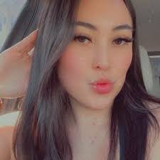 Brianna Bee (@briannabee6)