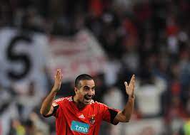 Ruben amorim is a midfielder and is 5'10 and weighs 169 pounds. Tribuna Expresso Ruben Amorim Assinei Pelo Benfica Com O Coracao Naquela Altura Ia Ganhar Mais Num Clube Alemao Do Que Alguma Vez Ganhei No Benfica