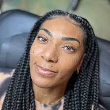 Freckle tattoo FAQ: • Yes, they fade • Yes, that's intentional • No, they  shouldn't stay dark • Yes, healed freckles look more natural than fresh  Education over trends — always ✨ Artist 🧑‍🎨 @dannysimonyi