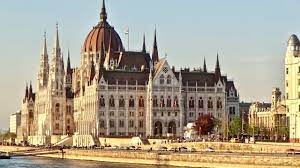 In the capital budapest, outside the allee shopping mall, views are mixed about vaccination in general. Budapest Ungarn Parlamentsgebaude Youtube