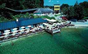 Langlaufloipe, skipiste, pferdekutschfahrten, rodelbahn in nächster nähe. Das Seerestaurant Echostuberl Am Konigssee
