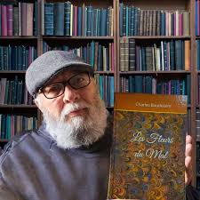 Fátima Melo, escritora e apreciadora de Literatura e Arte, completa 21 anos  morando nos Estados Unidos