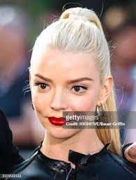 Lauren Mccomas's Instagram, Twitter & Facebook