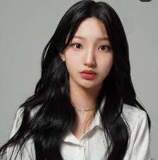 Usahakan ya lain kali lihat LNGSHOT itu sebagai LNGSHOT aja gk usah di  sama-samain di mirip-miripin. Banyak grup selain LNGSHOT yang dibilang  Wannabe ke Grup Lain bukan cuman LNGSHOT doang tapi gk