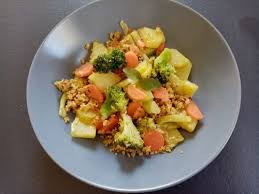 Wok De Legumes De Cyril Lignac Mes Meilleures Recettes Faciles Wok De Legumes Recettes De Cuisine Manger Sainement Recette