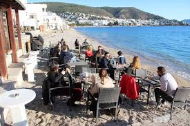 Mesela kumbahçe halk plajı küçük de olsa temiz ve keyifliydi. Ocak Ta Deniz Keyfi Bodrum Time Bodrum Guncel Haberleri