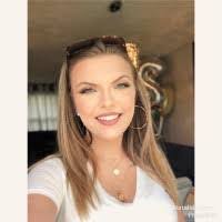 Natalia Watts's Instagram, Twitter & Facebook