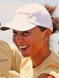 Lindsey Austin's Instagram, Twitter & Facebook