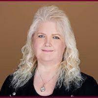 Heather Demars's Instagram, Twitter & Facebook