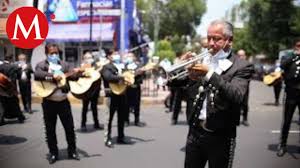 A banda serenata trabalha desde 2009 com os mais diversos eventos En Iner Mariachis Llevan Serenata A Medicos Y Pacientes Por Covid 19