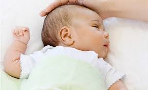 Es handelt sich hierbei um einen hautausschlag, der etwa im dritten lebensmonat beim säugling auftaucht. Hautprobleme Bei Babys Kindergesundheit Info De