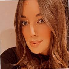 Ali Jeffries's Instagram, Twitter & Facebook